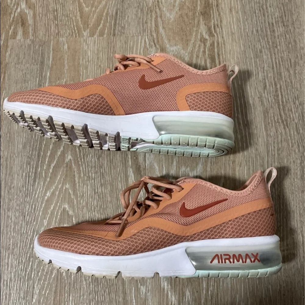 Nike air max